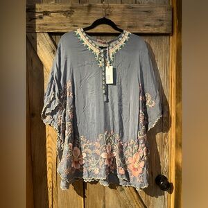 Antoinette poncho